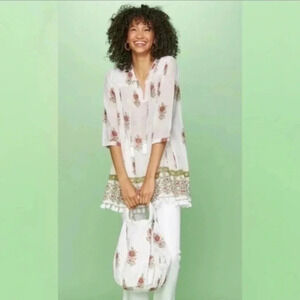 Roller Rabbit Serafina Tunic in Valley Floral